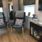 Cliff Lane Annexe: stylish in a perfect location.