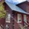 Alpenhaus Cabins Real Log Home in Helen Ga Mountains with hot tub and balconies - 索蒂纳科奇
