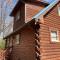 Alpenhaus Cabins Real Log Home in Helen Ga Mountains with hot tub and balconies - 索蒂纳科奇