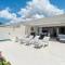 Newly constructed West Coast villa with sea views! - Saint James