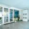 FlxHo Uno - Serviced Apartment & Rooms - Golf Course Road - Gurgaon