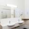 Six Degrees Boutique Hotel