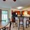 Put-in-Bay Poolview Condo #4 - 普廷贝