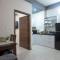 BedChambers Serviced Apartment, Medicity