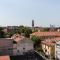 Milano - Roomy Apartment 300 m from M3 Affori FN