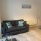 Modern 3BR Near Docks Free Parking Fast Wi-Fi