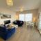 Beachfront Bliss Apartment - Near Hythe - On Beach Seafront - Private Parking