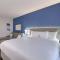 Comfort Suites Milwaukee Airport