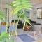 French Quarter on Hastings unit 125