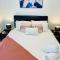 Urban Chic Retreat near Crown w/ Free Parking