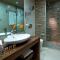Elotis Suites