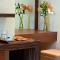 Elotis Suites