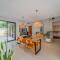 Villa Anna - Stylish 3BR Brand New Villa in Canggu - 坎古
