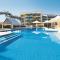 A-The Entrance Private Water Front 1 bedroom appartment at the Oaks