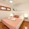Bonito apartmento en Garden City con piscina climatizada
