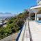 Harbour Views - 2 bedroom, sleeps 4 with private pool and large veranda!