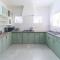 Wilderness Holiday Home - Riverside