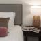 Spacious Inner-city Stay with King Bed and Balcony