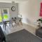 Cute little cottage - Towcester