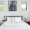 Extra Spacious 4 Bed / 4.5 Bath Music Row Home - Nashville