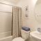 9 Mi to Airport Pet-Friendly Aurora Home with Deck