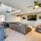 4 Mi to Bourbon St Spacious Retreat with Wet Bar!