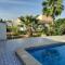 VILLA GATOS