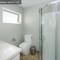 Albany Modern Private 2 bedroom 2 bathroom with Full Kitchen Netflix