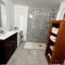 Top floor sea view central holiday home