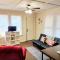 #06 - Lakeview Two Bedroom Cottage-Pet Friendly