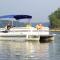 #07 - Lakeview One Bedroom Cottage-Pet Friendly