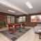 Hillvue Lodge