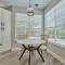 Woodlands Contemporary 4BR3Bath with heated Pool and Spa