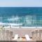 Absolute Oceanfront Yamba - oceanstays