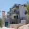 Luxurious Apartments Maslina with Beach