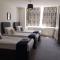 North Cambridge Guesthouse by Payman Club