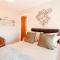 Superb sea front apartment with great sea views
