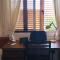 Eva Gardens corner house with stunning garden and huge swimming pool next to CORAL BAY