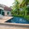 Colorful Pool Villa - Ban Chin Tham Mai