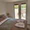 *Close to Beach* One Bedroom Suite with Parking - Overstrand