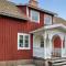 4 Bedroom Beautiful Home In Vimmerby