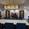 Holiday Inn Express & Suites - Huntsville Airport, an IHG Hotel