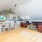 7 Sandy Lane
