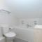 7 Sandy Lane
