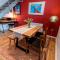 Unique, stylish and secluded home, with parking in the heart of historic York - York