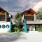 Boulevard Resorts