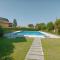 Residence con piscina a Garda