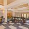 Homewood Suites by Hilton Chicago - Schaumburg