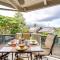 Downtown Kailua-Kona Condo with Pool and Views - كيلوا كونا