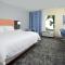 Hampton Inn & Suites Clinton - Clinton